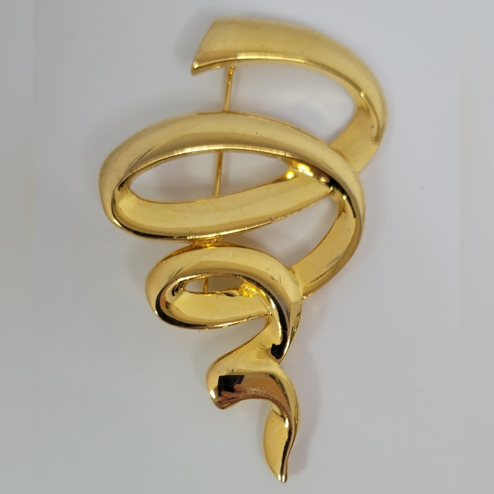 ▪︎Like New! Jonette Brooch